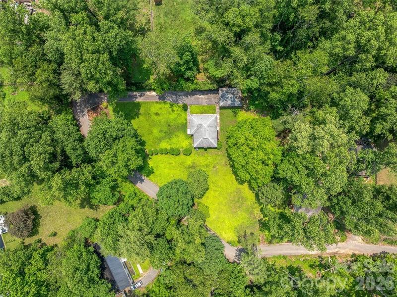 99999 Skyland Cir #3, Asheville, NC 28804