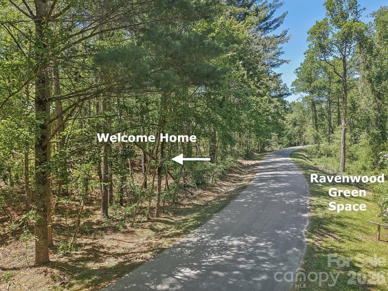 000 Ravenwood Dr #6, Fletcher, NC 28732