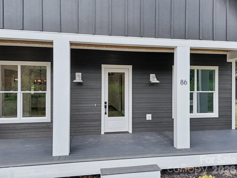 86 Point Hope Ln, Hendersonville, NC 28792