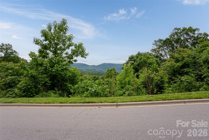 22 Samuel Ashe Dr #45, Asheville, NC 28805