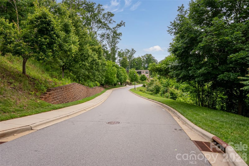 22 Samuel Ashe Dr #45, Asheville, NC 28805