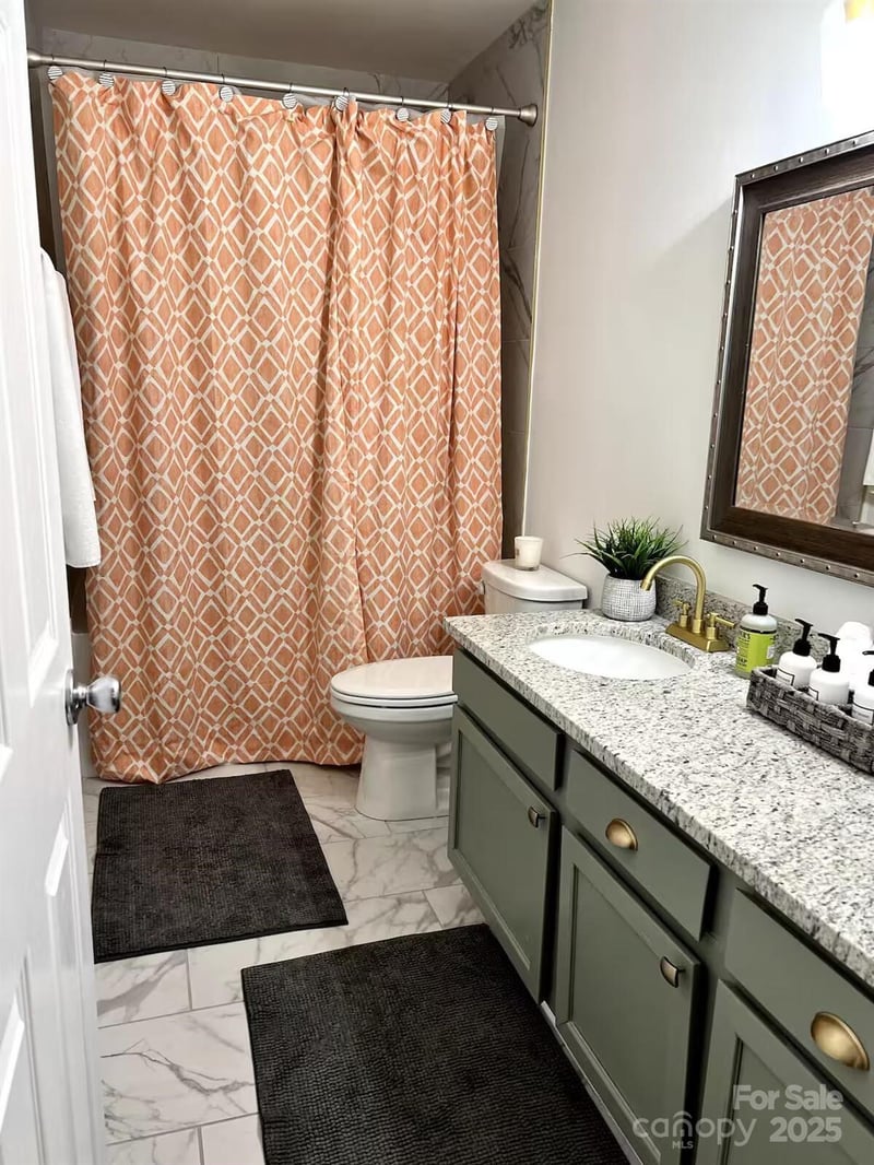 229 Windsor Point Rd #6D, Columbia, SC 29223
