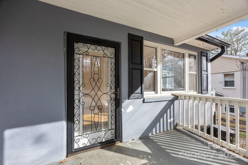 175 Chatham Rd, Asheville, NC 28804