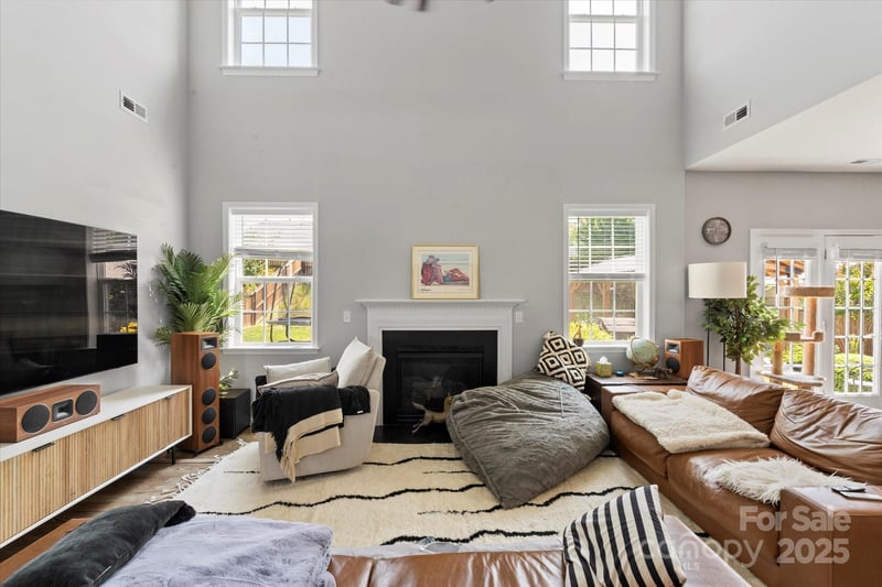 197 Roanoke Rd, Fletcher, NC 28732