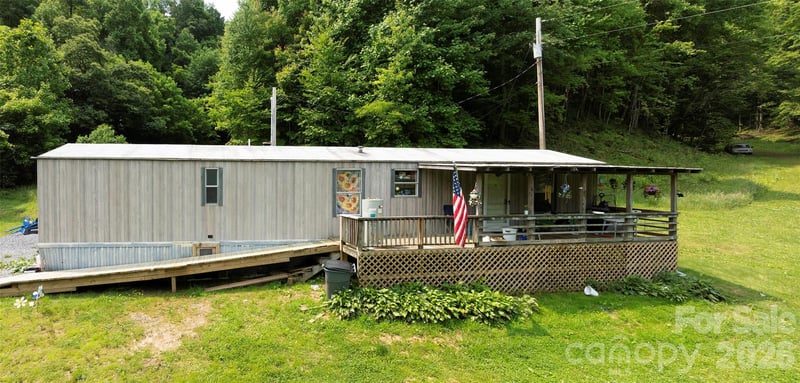 320 Board Tree Rd, Marshall, NC 28753