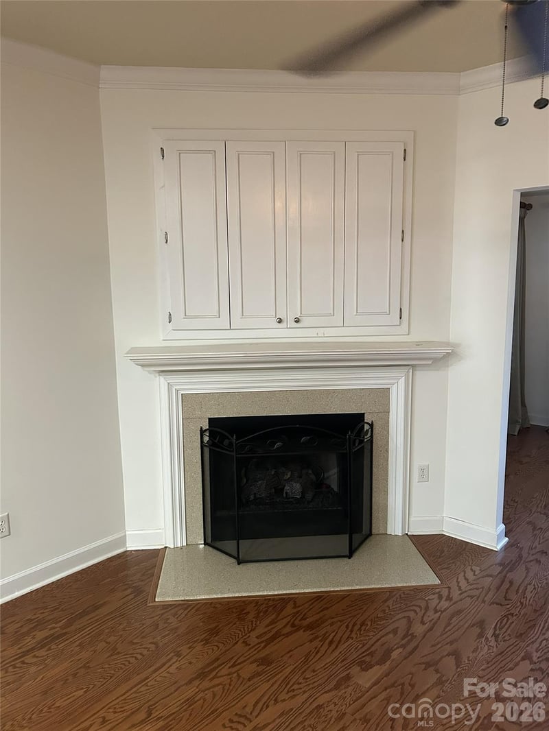 47 Victoria Park Dr, Hendersonville, NC 28792