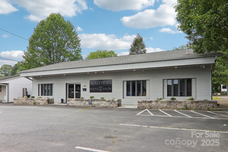 287 Caldwell St, Brevard, NC 28712