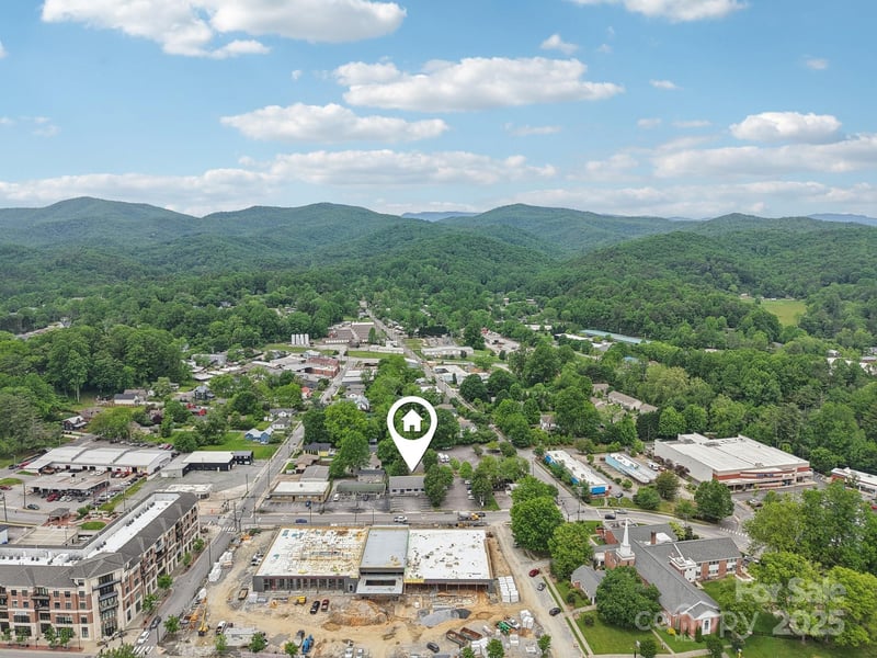 287 Caldwell St, Brevard, NC 28712