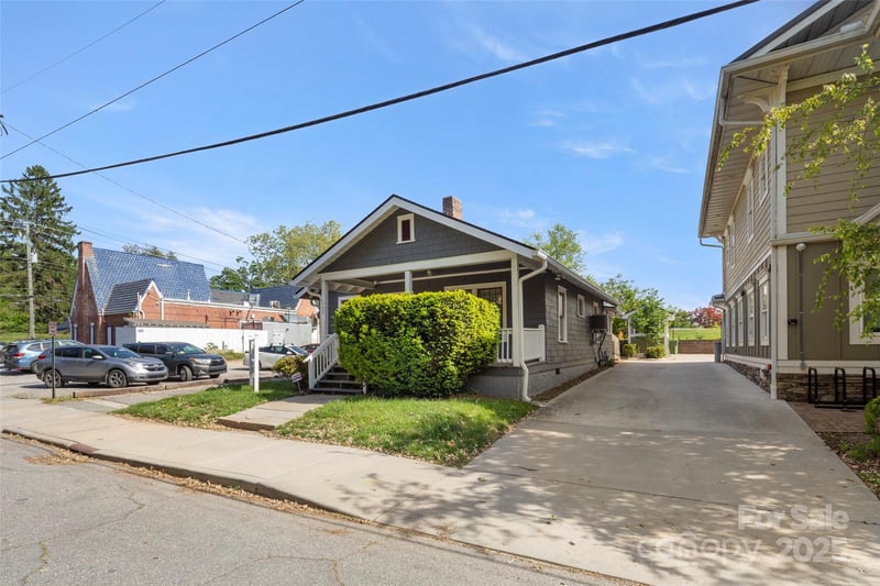 137 Broad St, Asheville, NC 28801