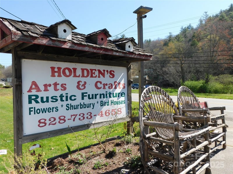 4294 Linville Falls Hw, Newland, NC 28657