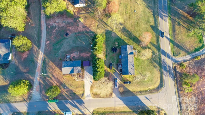 456 Cornelius Rd, Mooresville, NC 28117