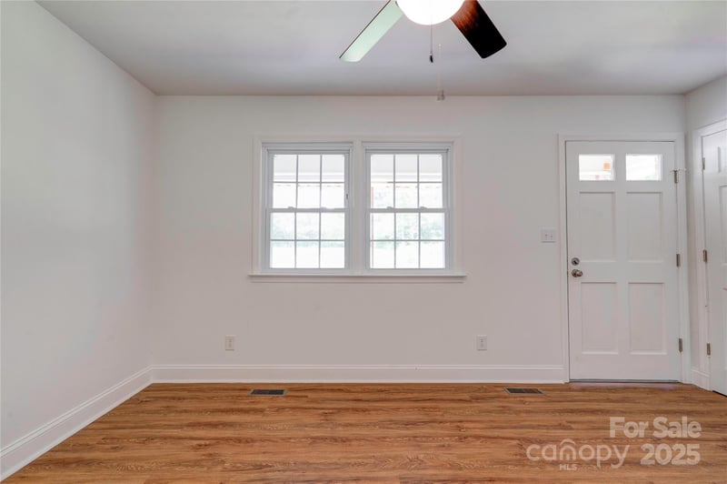 231 London Rd, Lawndale, NC 28090