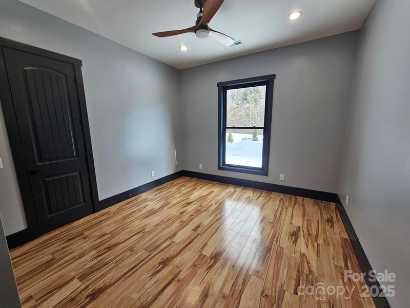 1076 Table View Dr #55, Morganton, NC 28655