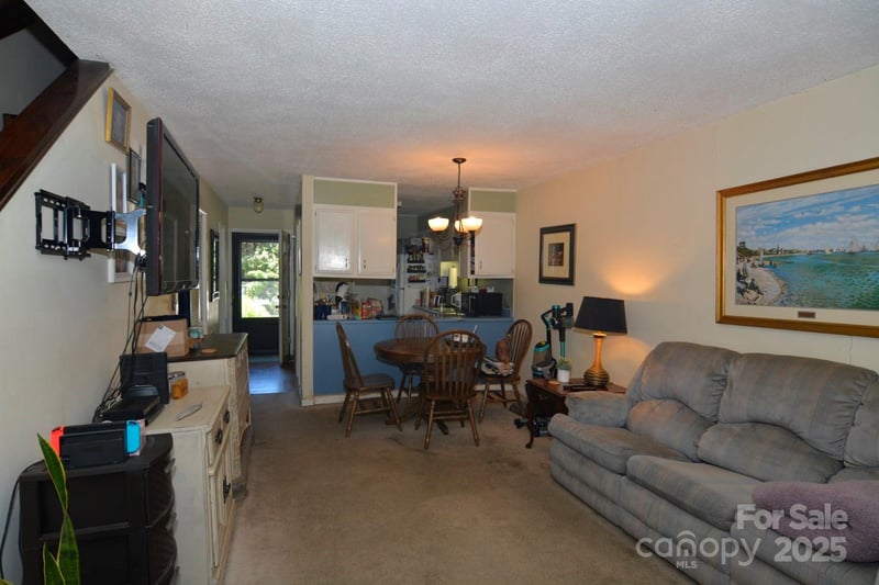 141 Colony Dr, Arden, NC 28704