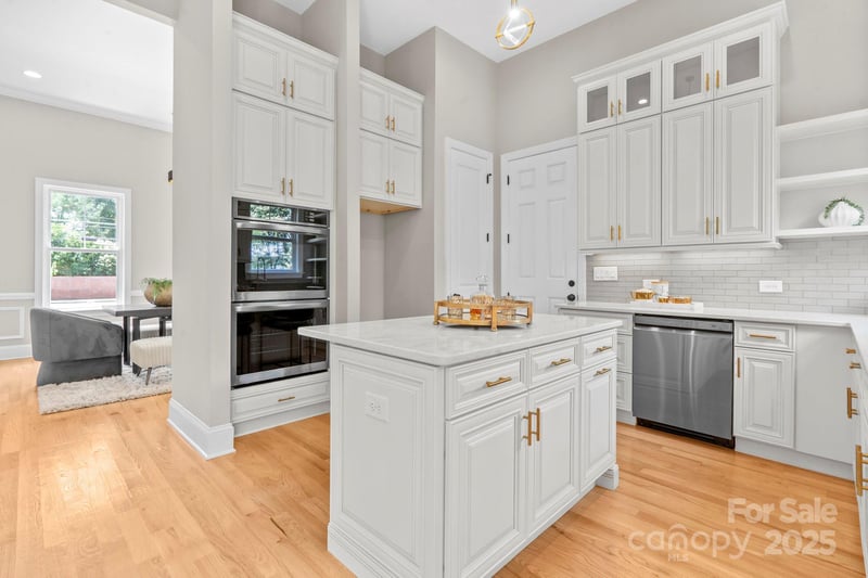 4015 Randolph Rd, Charlotte, NC 28211
