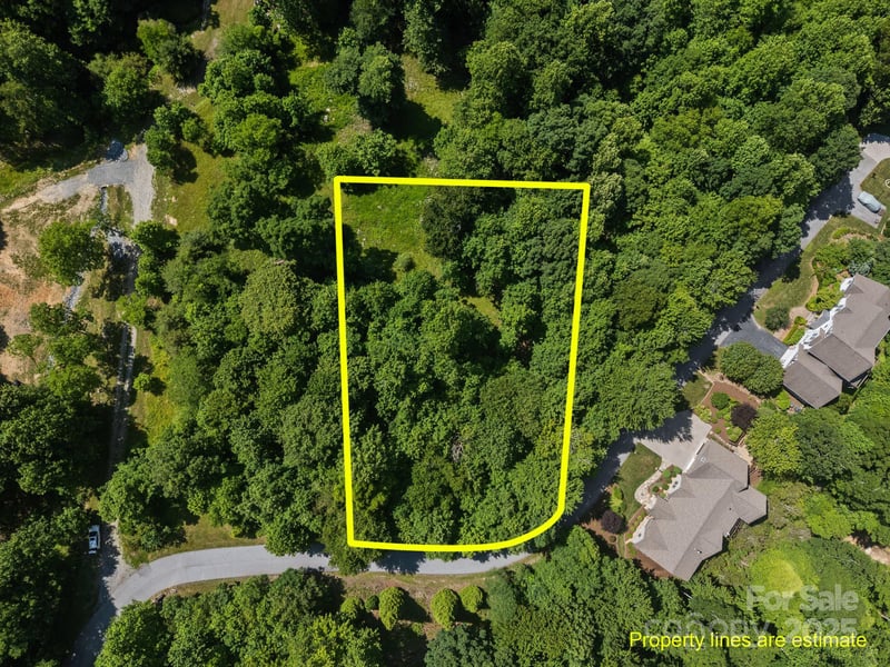 1063 Somersby Pw #3, Hendersonville, NC 28739