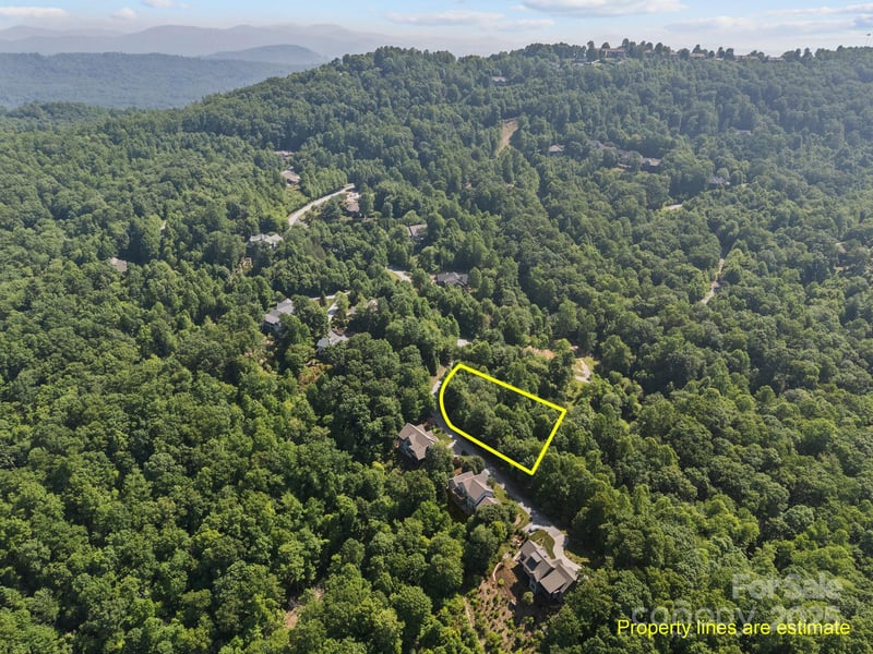 1063 Somersby Pw #3, Hendersonville, NC 28739