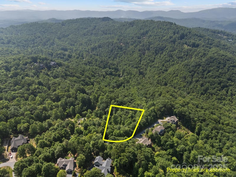 1063 Somersby Pw #3, Hendersonville, NC 28739