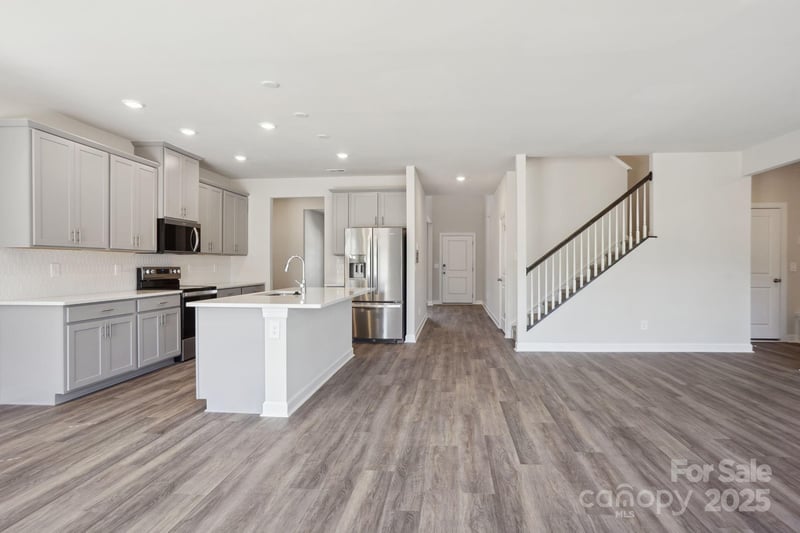 135 Satchel Ct, Mooresville, NC 28115
