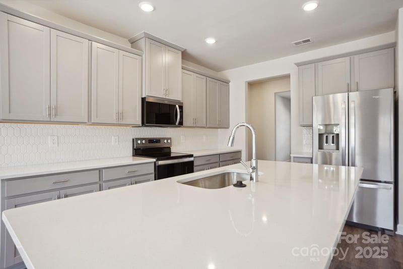 135 Satchel Ct, Mooresville, NC 28115