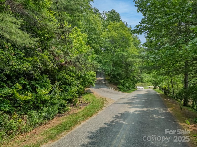 0000 Israel Rd, Brevard, NC 28712