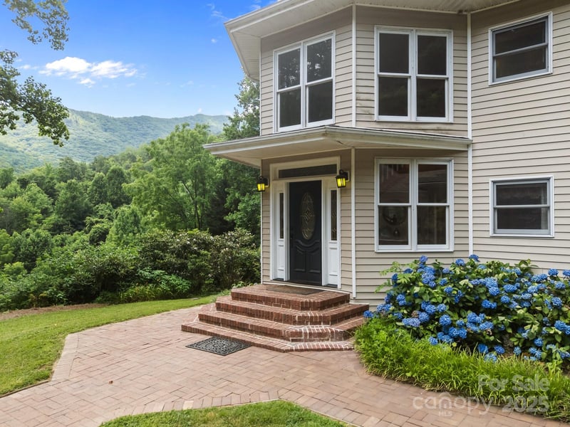 235 Kinder Ln, Canton, NC 28716