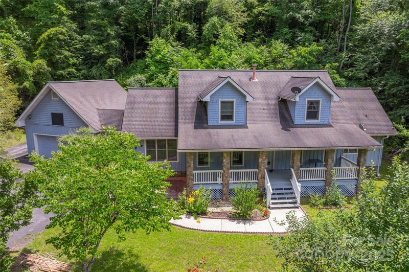 98 Choga Rg, Whittier, NC 28789