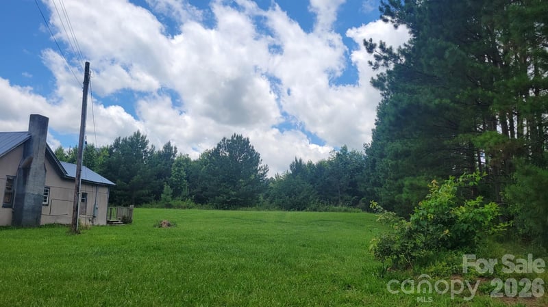 1672 Riverview Rd, Lincolnton, NC 28092