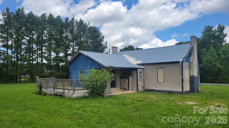 1672 Riverview Rd, Lincolnton, NC 28092