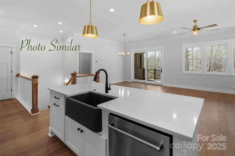 55 Chimney Chase Trl, Hendersonville, NC 28739