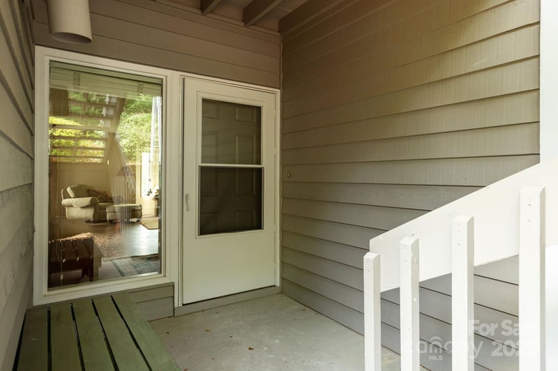 103 Golfside Dr, Flat Rock, NC 28731