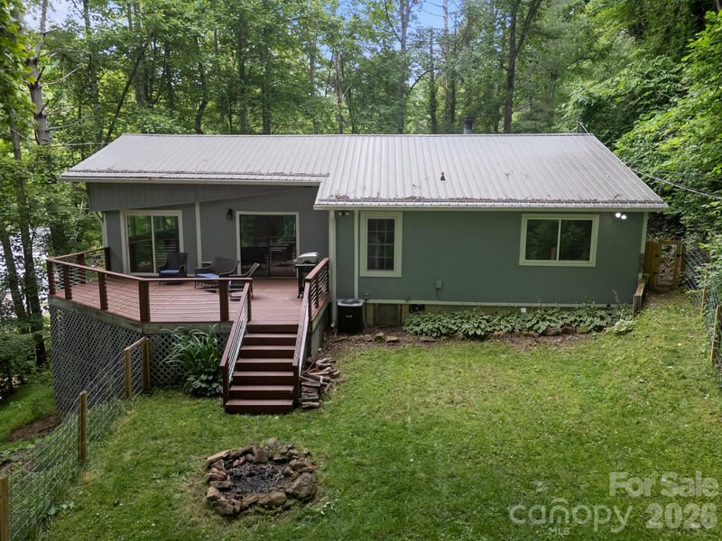 193 Timberside Dr, Mars Hill, NC 28754