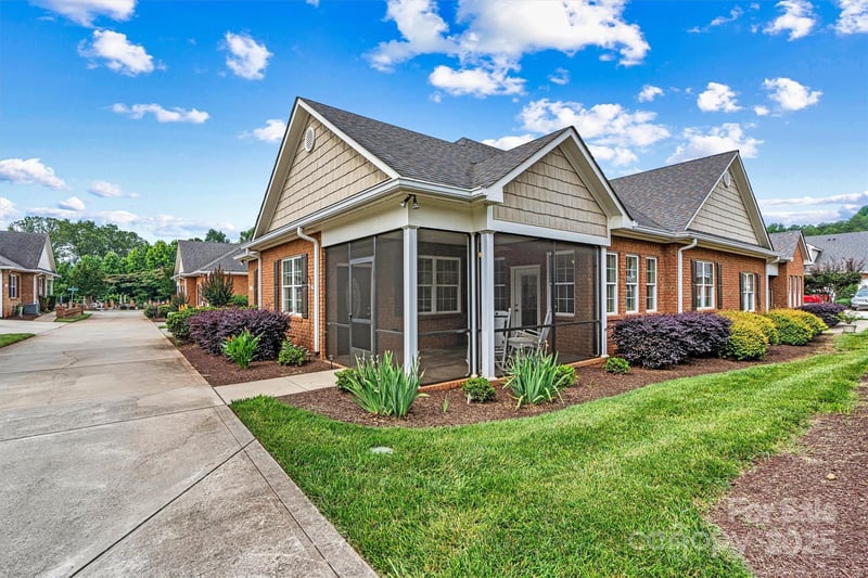 2369 Stardust Ct, Denver, NC 28037
