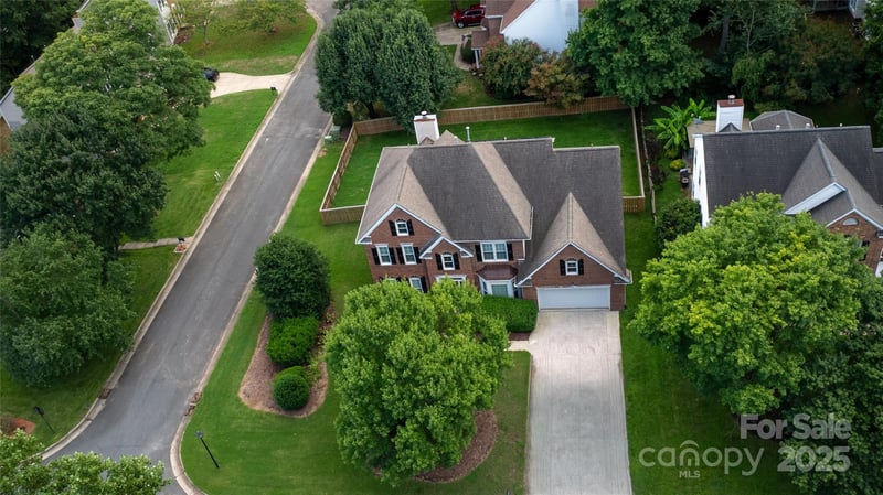 2609 Lamp Post Ln, Kannapolis, NC 28081