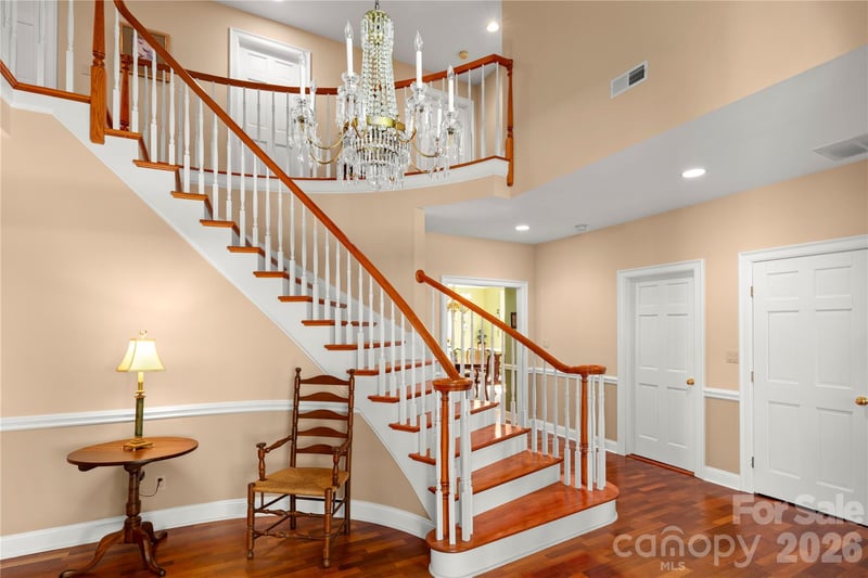 842 Rickel Dr, Hendersonville, NC 28739