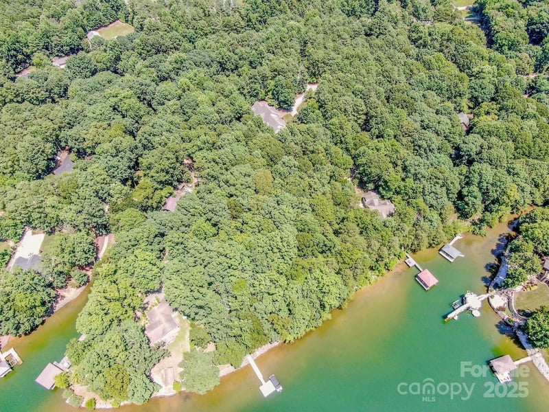 127 Melrose Ln, Mooresville, NC 28117