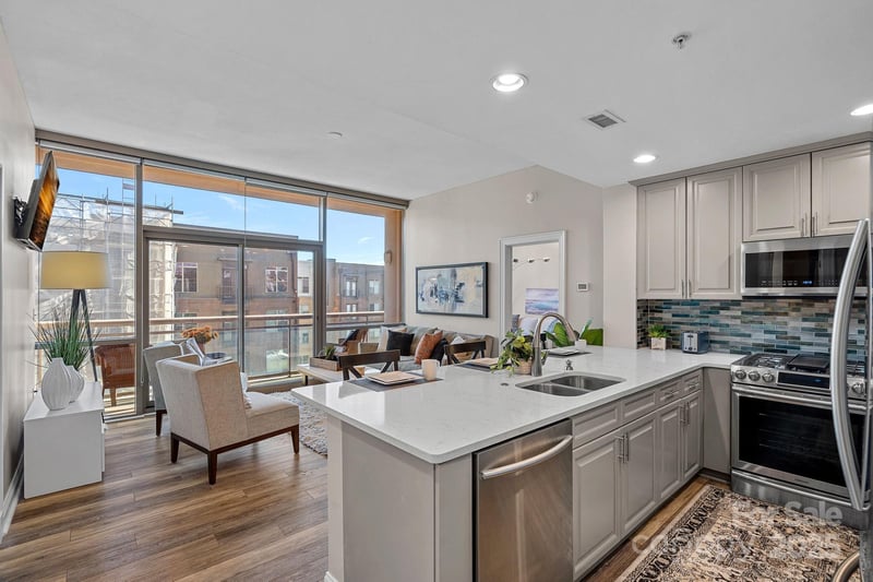 315 Arlington Ave #607, Charlotte, NC 28203