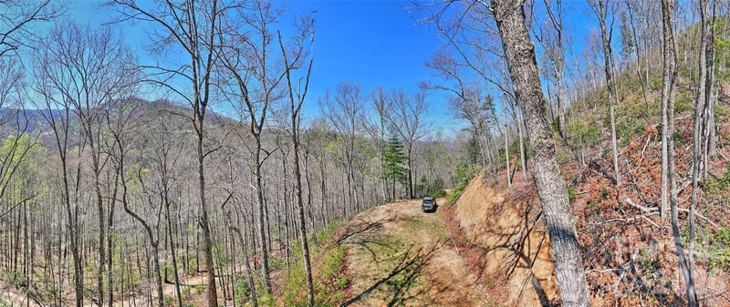 Holly House Rd, Bryson City, NC 28713