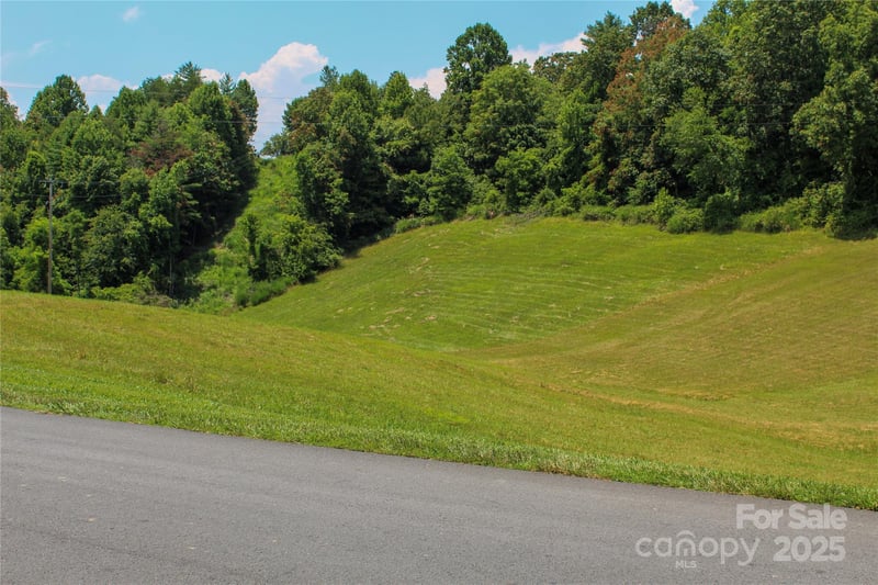 9999 Settlers Trl #39, Mars Hill, NC 28754