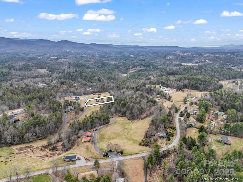 9999 Settlers Trl #46, Mars Hill, NC 28754