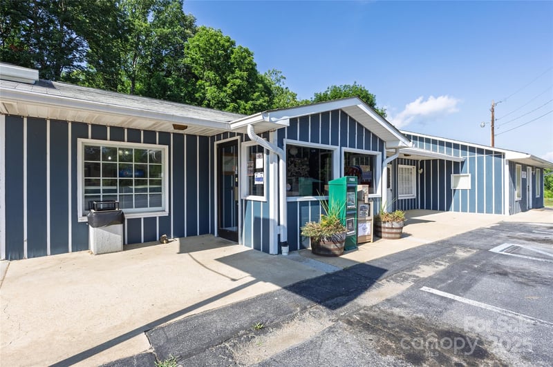 6306 Pigeon Rd, Canton, NC 28716