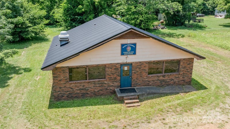 2874 Salisbury Hw, Statesville, NC 28677
