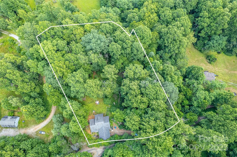 164 Horseplay Ln, Lake Toxaway, NC 28747