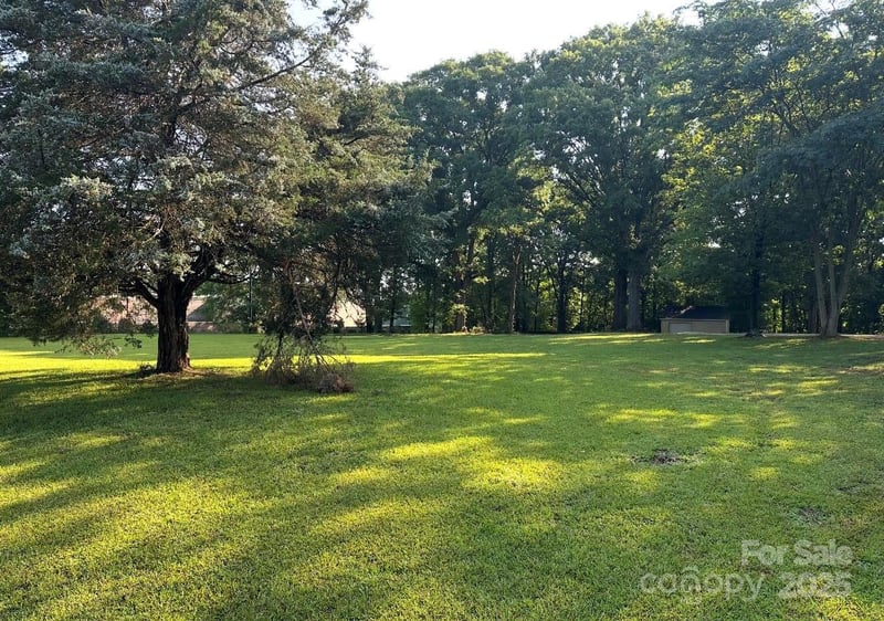 1086 Dobys Bridge Rd, Fort Mill, SC 29715