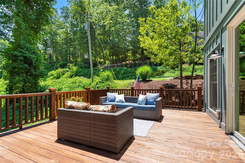 195 Jordan St, Hendersonville, NC 28739