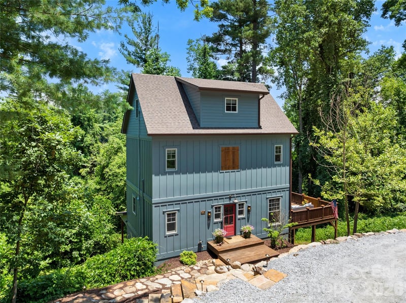 195 Jordan St, Hendersonville, NC 28739