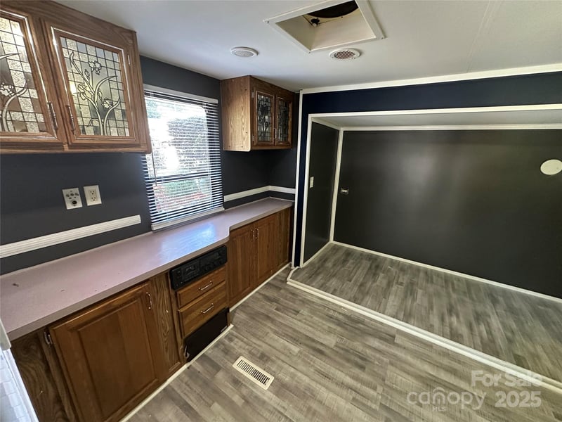 111 Deerfield Dr, New London, NC 28127