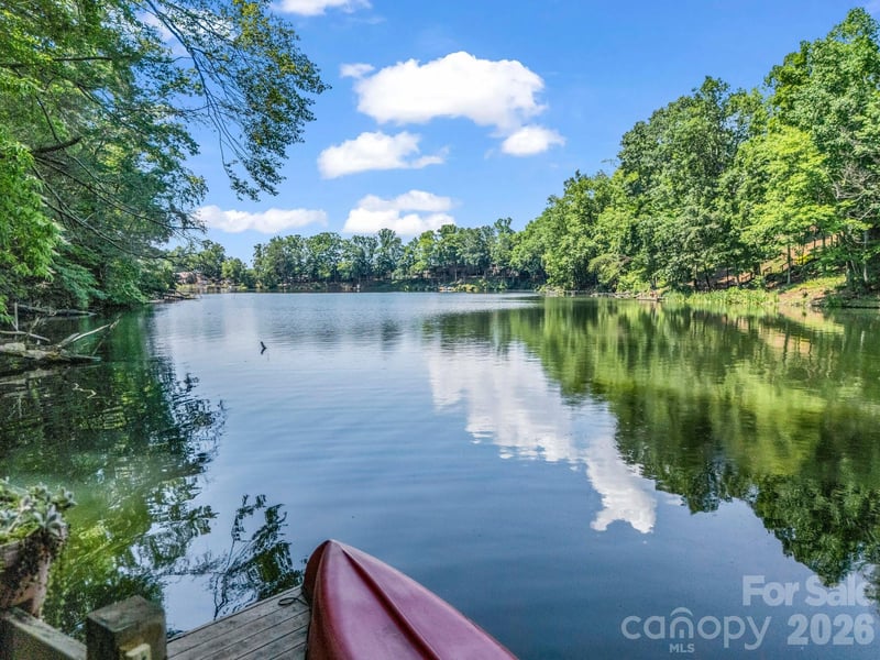 126 Sleeping Bear Ln, Lake Lure, NC 28746