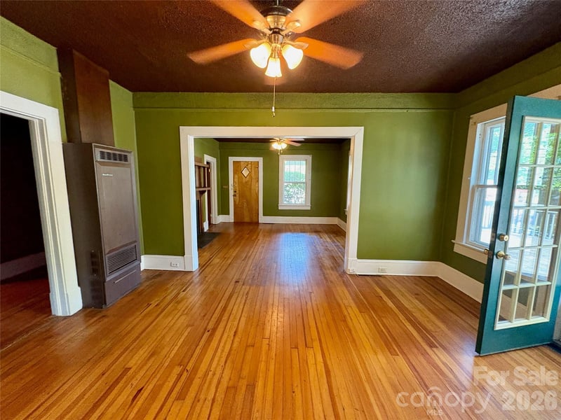 40 Brownwood Ave, Asheville, NC 28806