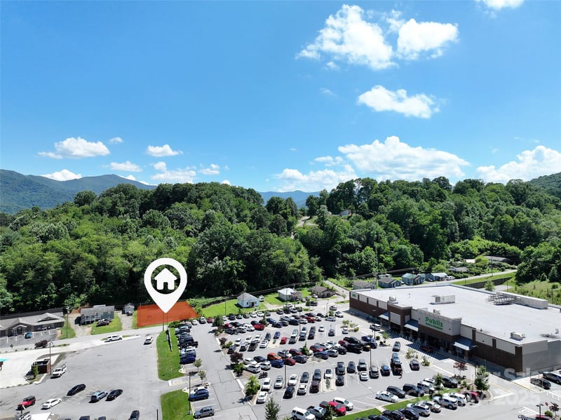 85 Frazier St, Waynesville, NC 28786